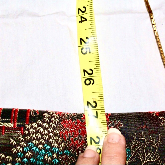 ***SOLD***Handmade Chinese Silk Asian Envelope Handbag w/56" Vendome Gold Chain - Picture 8 of 11